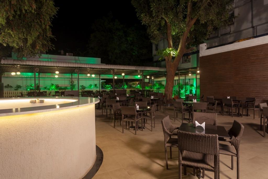 Hotel Tourist, Kolhapur Exterior photo