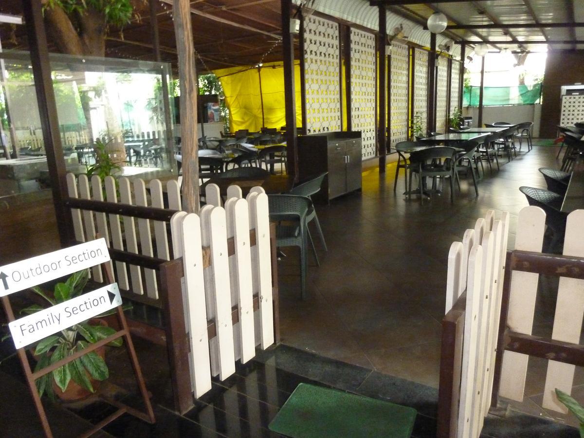 Hotel Tourist, Kolhapur Exterior photo