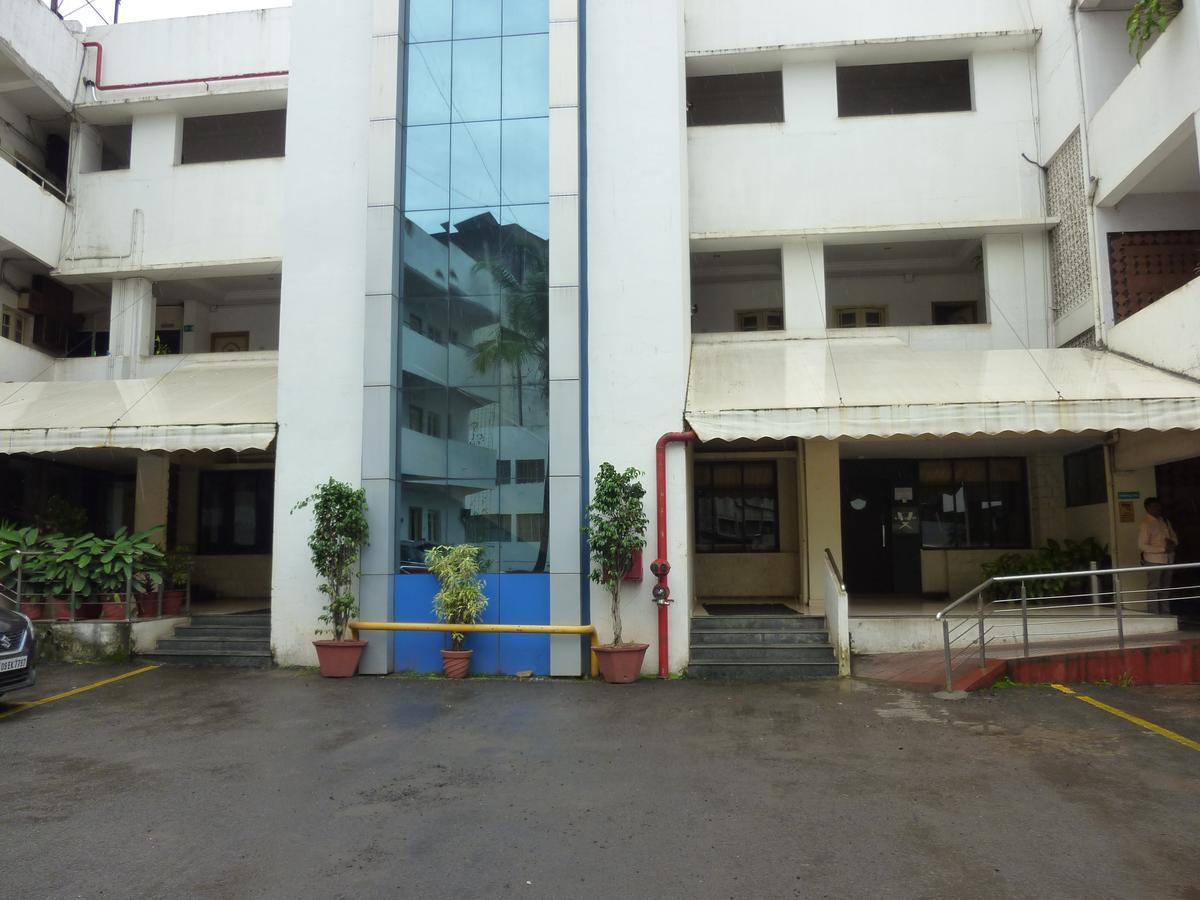 Hotel Tourist, Kolhapur Exterior photo